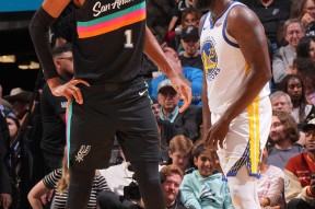 PG-库里连续五场比赛得分超过逆转，德国队挑战极限！的简单介绍