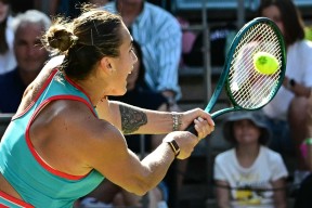 PG-莎拉波娃爆冷击败巴塞罗那，赛事规则更新引爆全场！的简单介绍